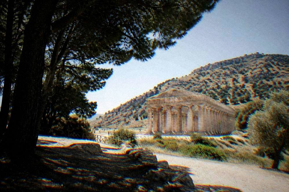 The Segesta temple and hillside under clear sky on a day trip from Palermo